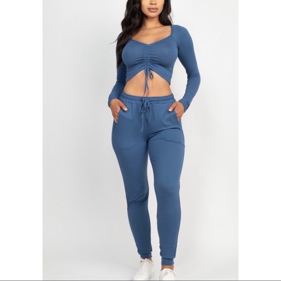 Pants - Crop ruched long sleeve top and pants set